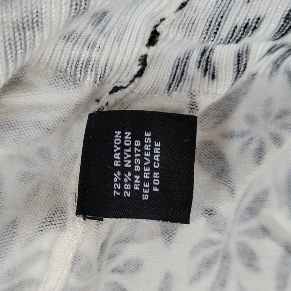 Premise Studio 3/4 Button Down Shirts - Picture 8 of 8